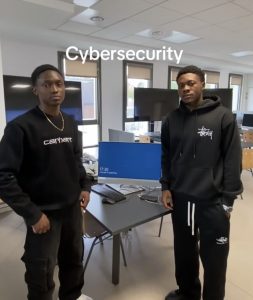 Tech Internship Programs vs Fellowship Opportunities: Which Helps Build Stronger Experience? 1 Program Overview: Tech Internship Programs vs Fellowship Opportunities