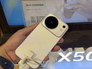 Best Smartphones for Crypto Traders & Remote Workers in 2026: iPhone vs Samsung vs Google Pixel 5 Recommendations by Primary Use Case